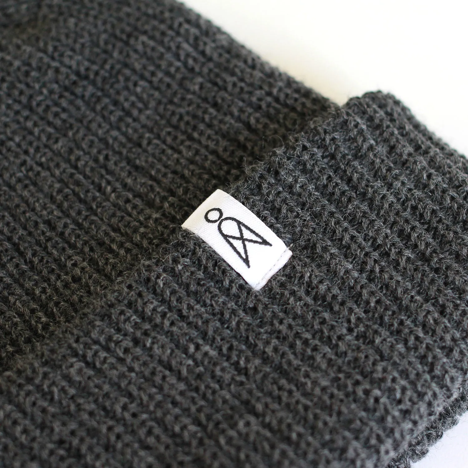 Altitude Sports X Coal Headwear Rib Cuff Beanie|-|Altitude Sports X Coal Headwear Tuque en tricot ctelé à revers Rib