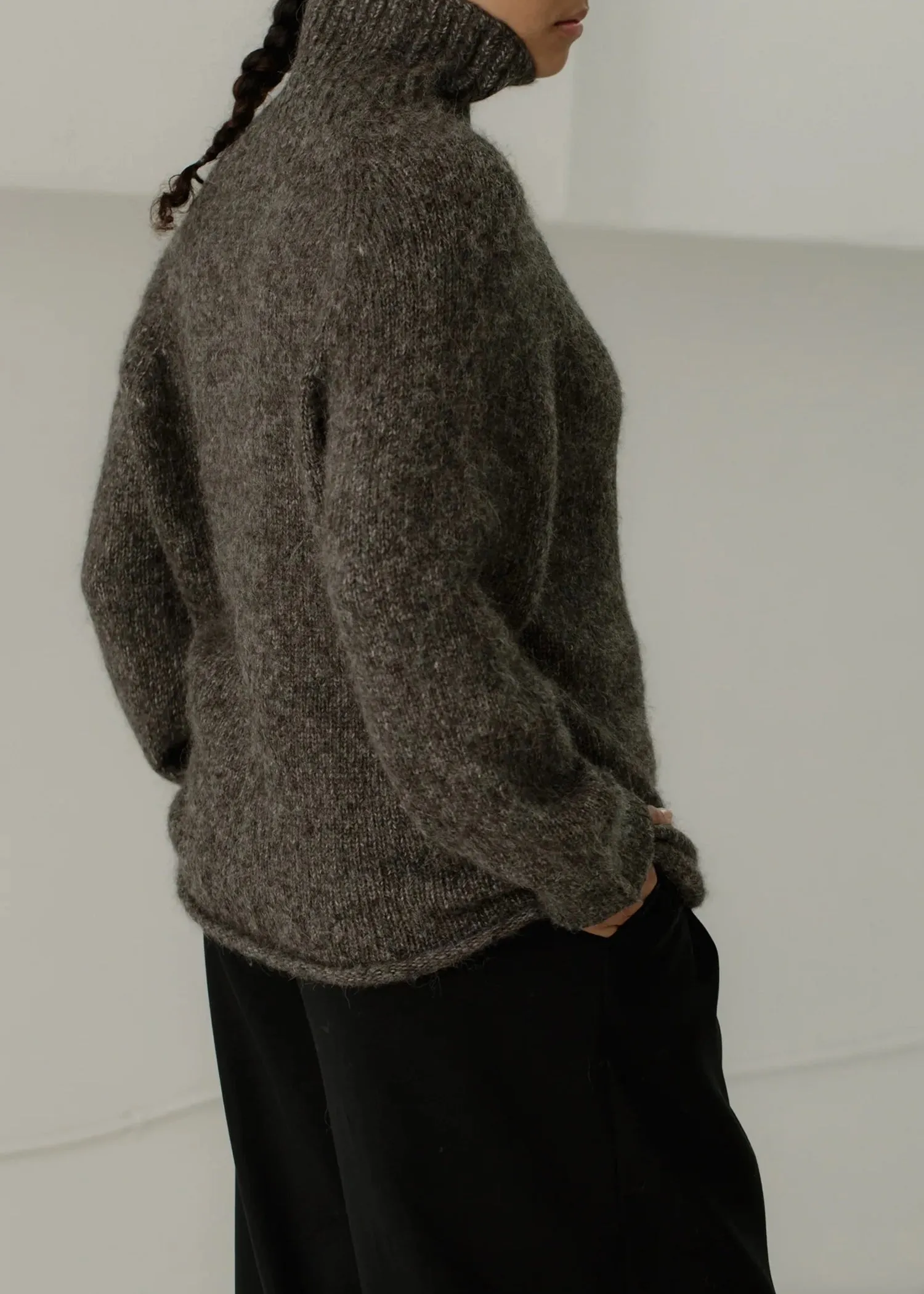 BARE Stanley Pullover